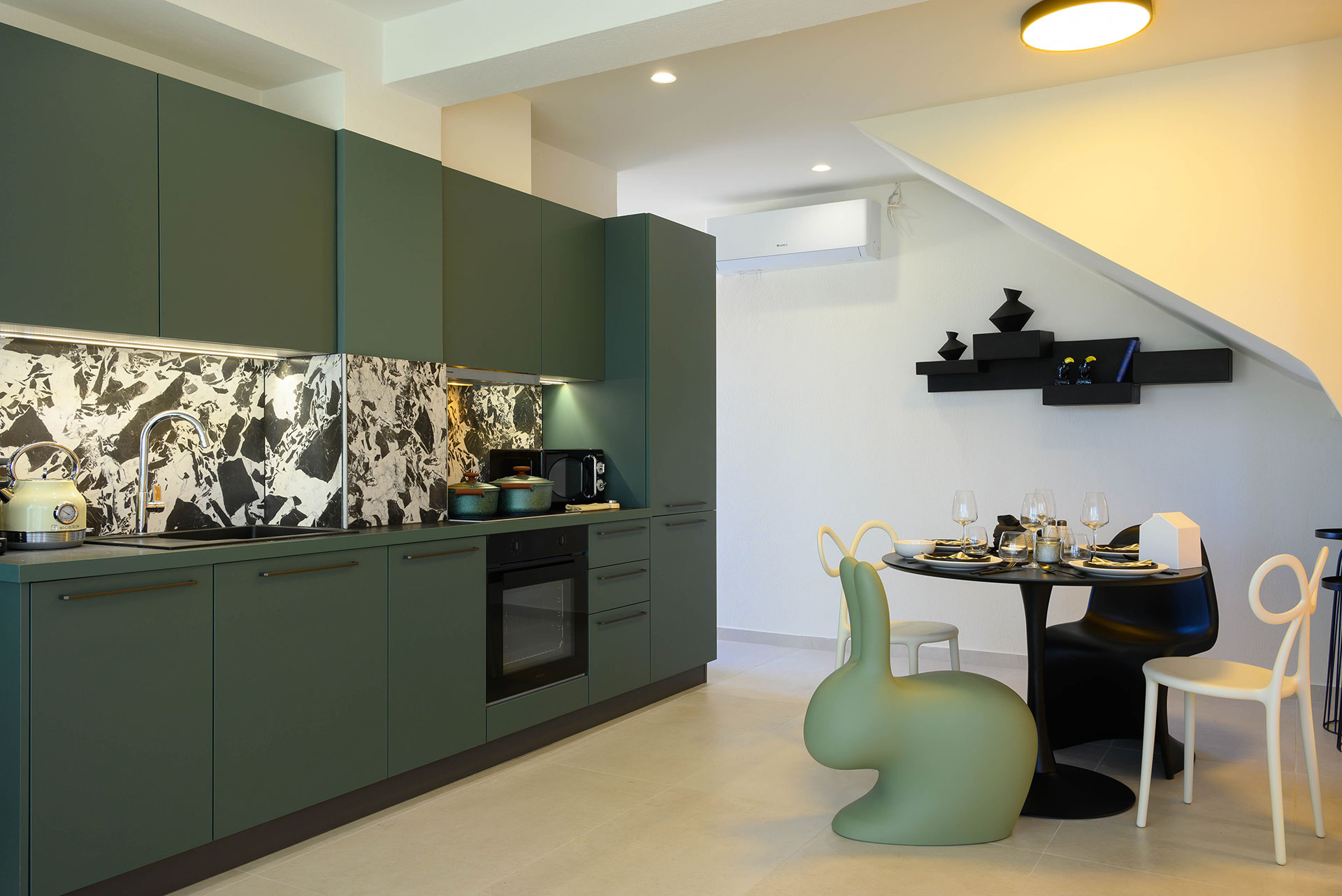 Kalos Luxury Homes Dining Area